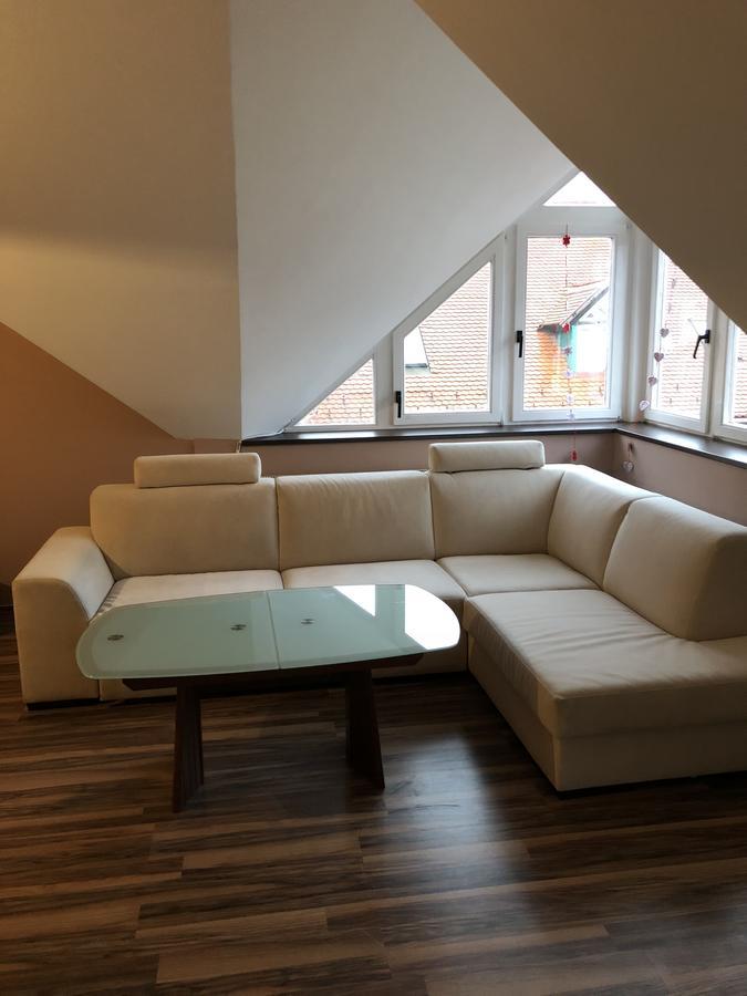 Palank Apartman Мошонмадяровар Екстер'єр фото